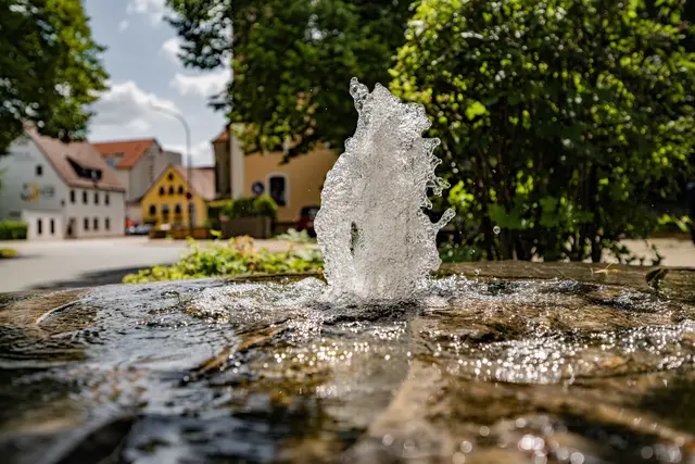 Brunnen in der Hauptstraße